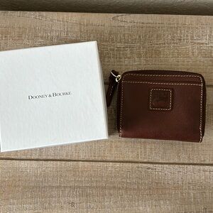 Dooney & Bourke wallet